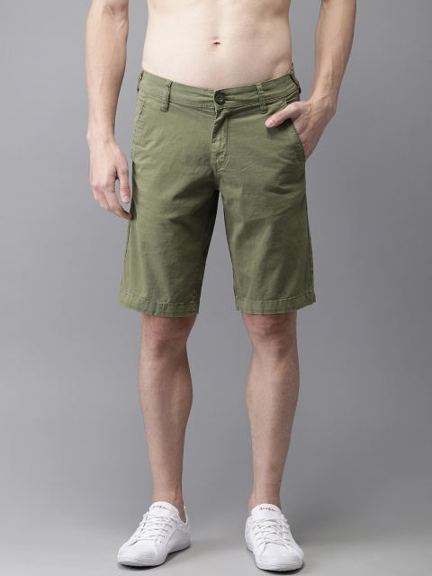

HERE&NOW Men Olive Green Solid Slim Fit Chino Shorts
