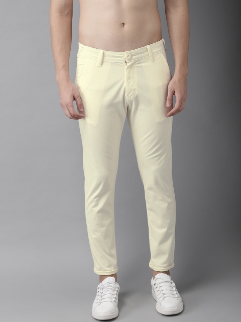

HERE&NOW Men Cream-Coloured Slim Fit Solid Chinos