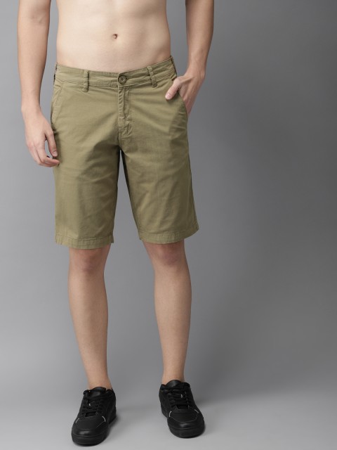 

HERE&NOW Men Olive Green Solid Chino Shorts