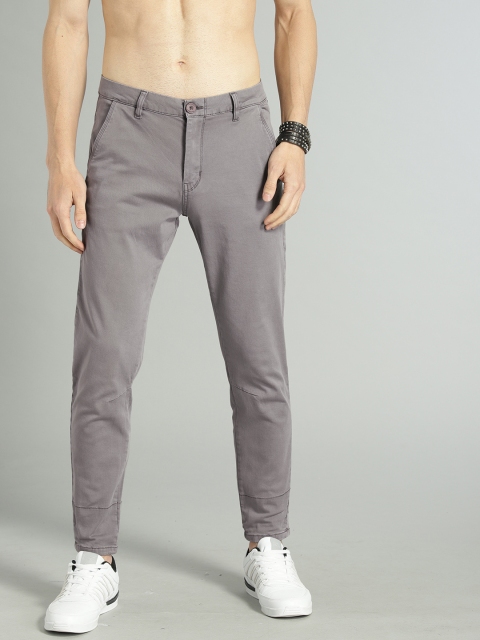 

Roadster Men Grey Regular Fit Solid Chinos
