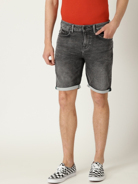 

United Colors of Benetton Men Charcoal Grey Washed Slim Fit Denim Shorts