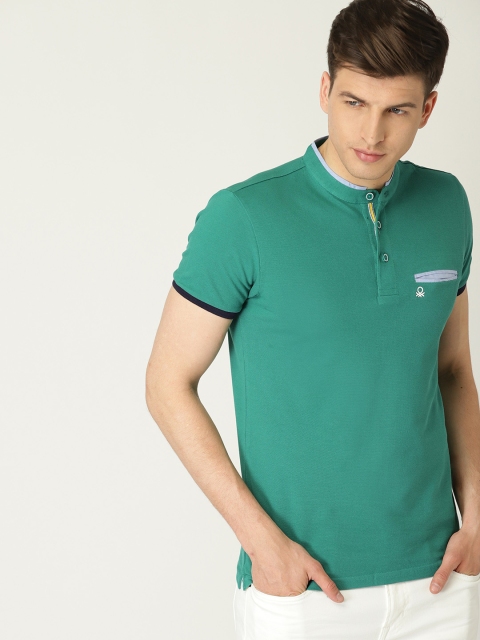 

United Colors of Benetton Men Green Solid Mandarin Collar T-shirt
