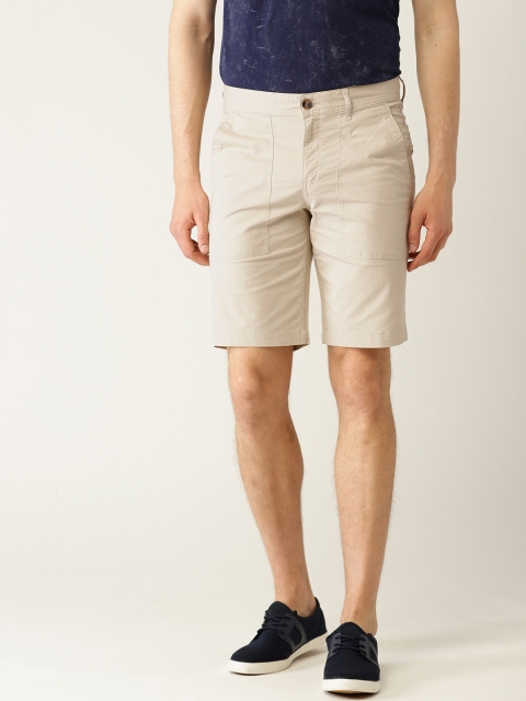 

United Colors of Benetton Men Beige Solid Slim Fit Shorts
