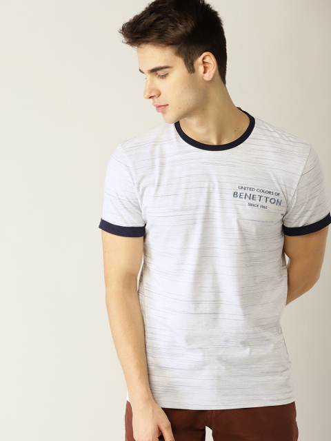 

United Colors of Benetton Men White Self Design Round Neck T-shirt