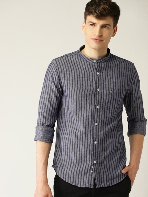 

United Colors of Benetton Men Blue Slim Fit Self-Striped Casual Shirt