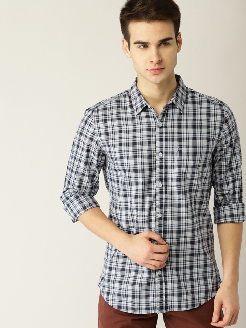 

United Colors of Benetton Men Navy Blue & Grey Slim Fit Checked Casual Shirt