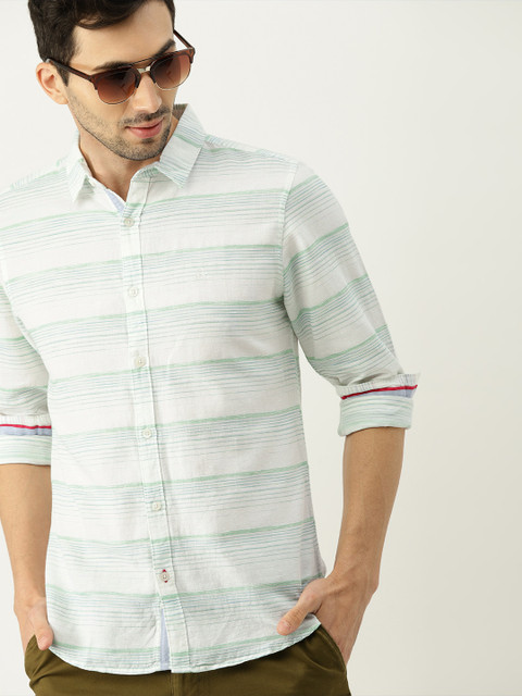 

United Colors of Benetton Men White & Green Slim Fit Striped Casual Shirt