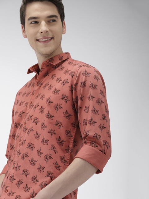 

Mast & Harbour Men Rust Brown & Black Regular Fit Printed Casual Shirt