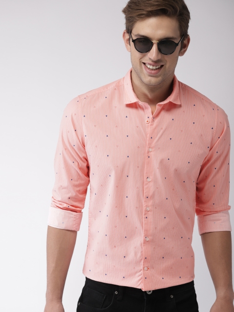 

Mast & Harbour Men Pink & White Slim Fit Striped Casual Shirt