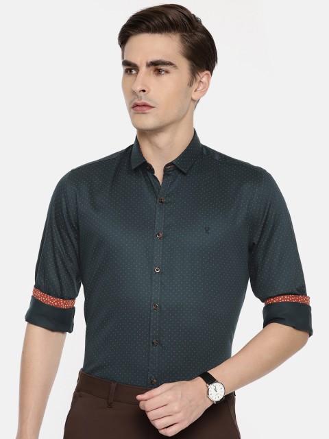 

V Dot Men Green Skinny Fit Printed Smart Casual Shirt