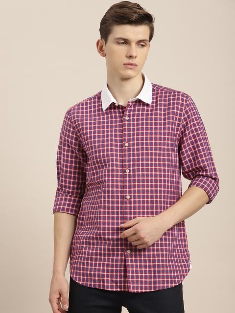 

INVICTUS Men Red & Blue Slim Fit Cotton Linen Checked Casual Shirt