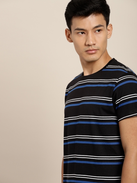 

INVICTUS Men Black & White Striped Round Neck T-shirt
