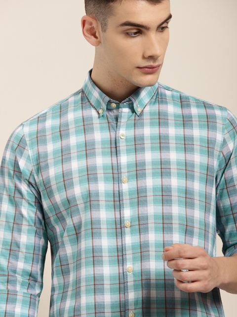 

INVICTUS Men Green & White Slim Fit Checked Casual Shirt