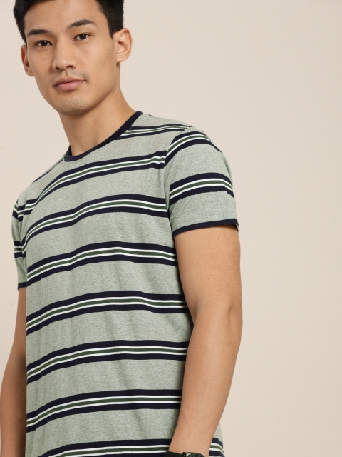 

INVICTUS Men Grey & Navy Blue Striped Round Neck T-shirt