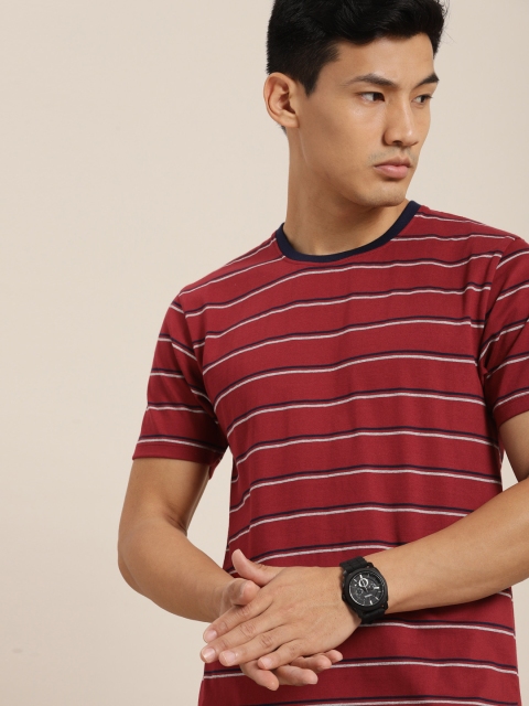 

INVICTUS Men Red Striped Round Neck T-shirt