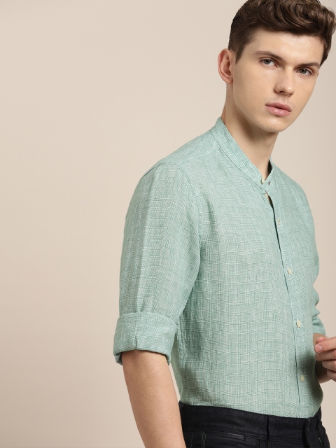

INVICTUS Men Green & White Slim Fit Checked Pure Linen Formal Shirt