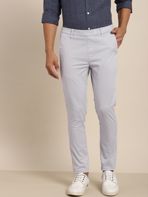 

INVICTUS Men Grey Slim Fit Solid Flat-Front Chinos