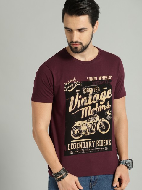 

Roadster Men Burgundy Printed Round Neck T-shirt