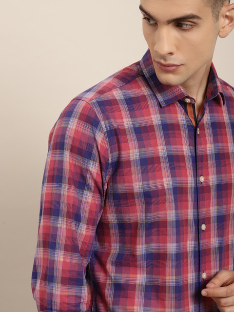 

INVICTUS Men Blue & Red Slim Fit Checked Casual Shirt
