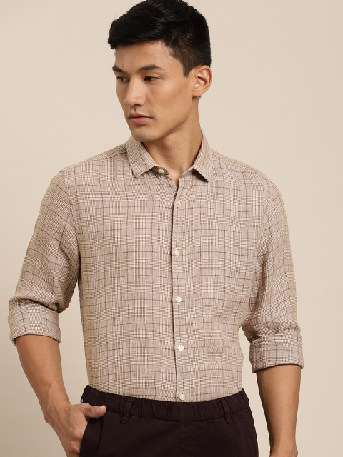 

INVICTUS Men Brown & Off-White Slim Fit Checked Pure Linen Formal Shirt