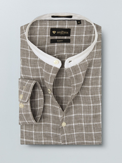 

INVICTUS Men White & Brown Slim Fit Checked Pure Linen Semi Formal Shirt