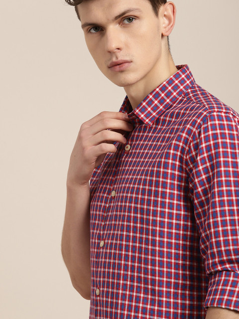 

INVICTUS Men Red & Blue Slim Fit Cotton Linen Checked Casual Shirt