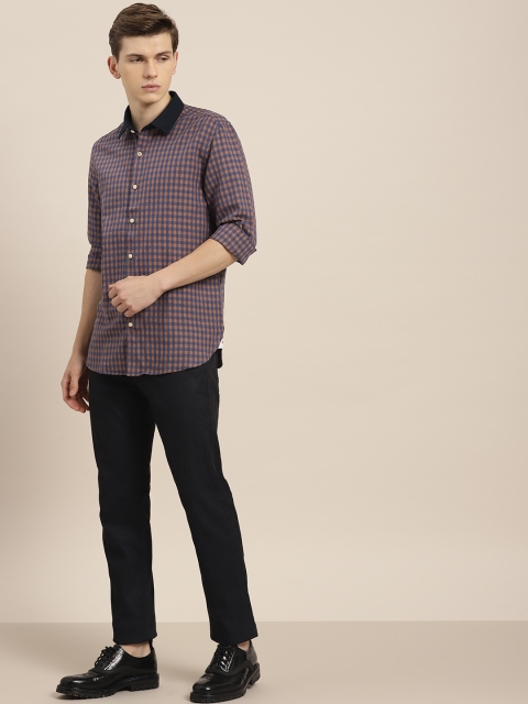 

INVICTUS Men Blue & White Slim Fit Cotton Linen Checked Casual Shirt, Brown