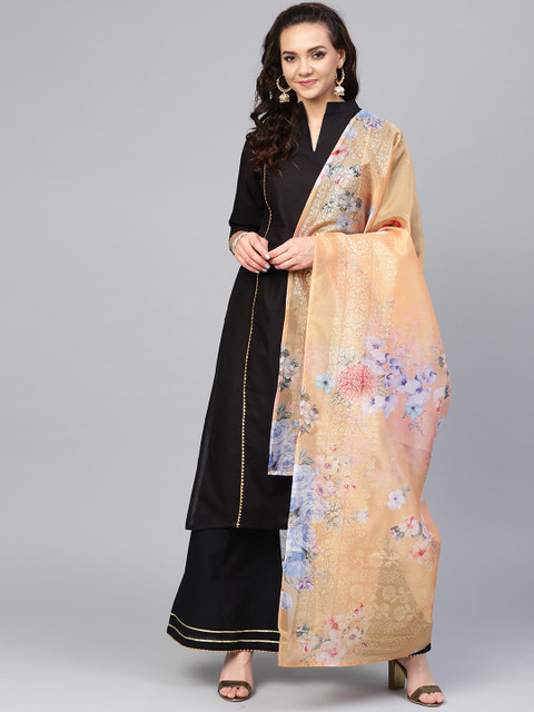 

Ahalyaa Women Black & Peach-Coloured Solid Kurta with Palazzos & Dupatta
