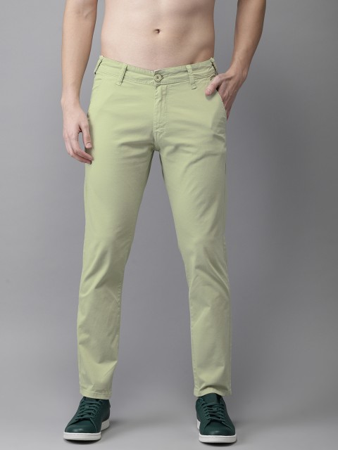 

HERE&NOW Men Green Slim Fit Solid Chinos
