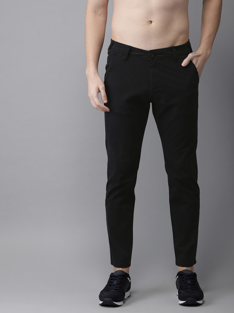 

HERE&NOW Men Black Slim Fit Solid Chinos