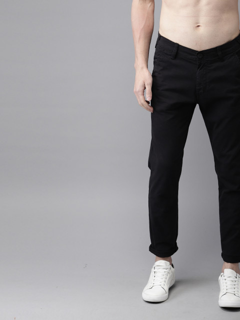 

HERE&NOW Men Black Slim Fit Solid Chinos