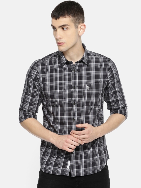 

U.S. Polo Assn. Men Grey & Black Tailored Fit Checked Casual Shirt
