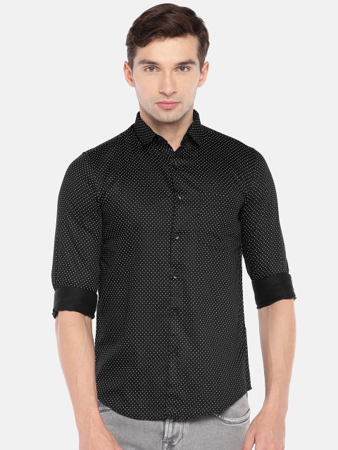

Globus Men Black & White Regular Fit Printed Casual Shirt