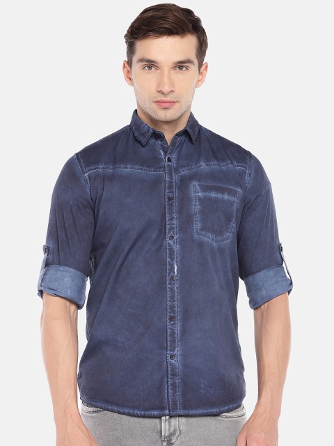

Globus Men Blue Regular Fit Faded Casual Shirt