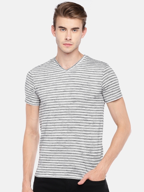 

Globus Men Grey Striped V-Neck T-shirt