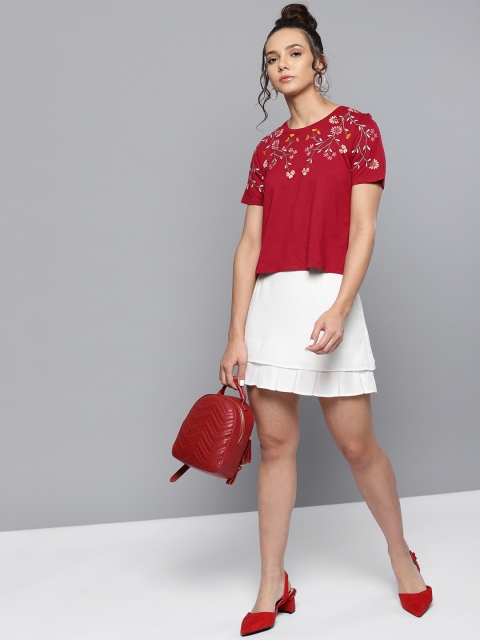 

VividArtsy Women Maroon Embroidered Detail Round Neck T-shirt