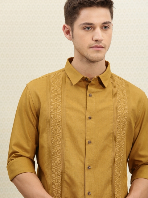 

House of Pataudi Men Mustard Yellow Embroidered Detail Straight Kurta