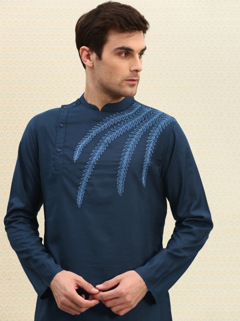 

House of Pataudi Men Navy Blue Foliage Embroidered Straight Kurta