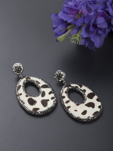 

SASSAFRAS Silver-Plated & Handcrafted Geometric Drop Earrings