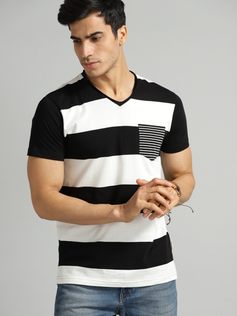 

The Roadster Lifestyle Co Men Black Striped V-Neck T-shirt