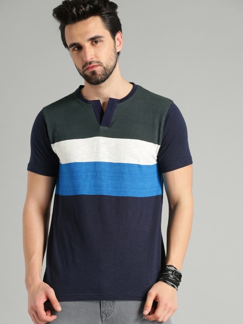

Roadster Men Navy Blue & Olive Green Colourblocked Round Neck T-shirt