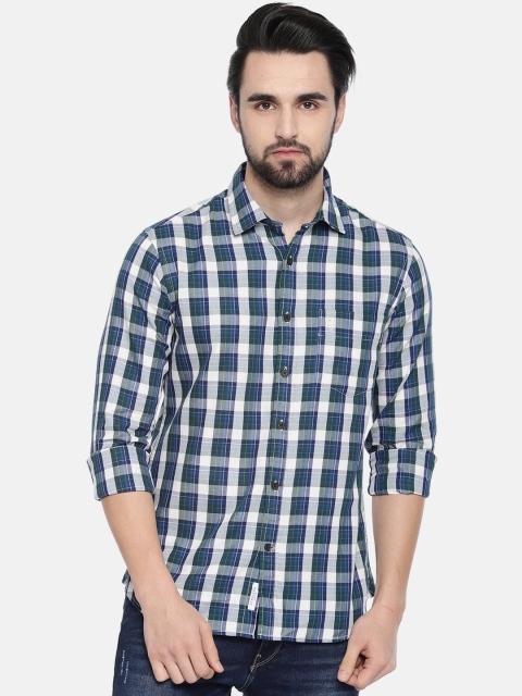 

U.S. Polo Assn. Men Green & White Tailored Fit Checked Casual Shirt