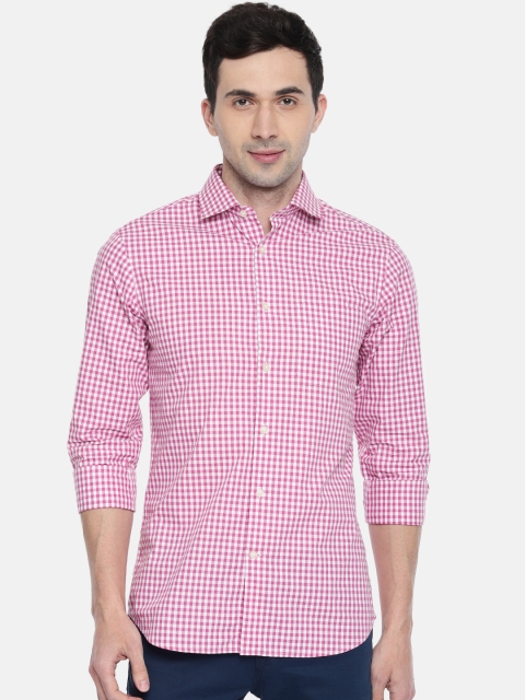 

U.S. Polo Assn. Men Pink & White Tailored Fit Checked Casual Shirt