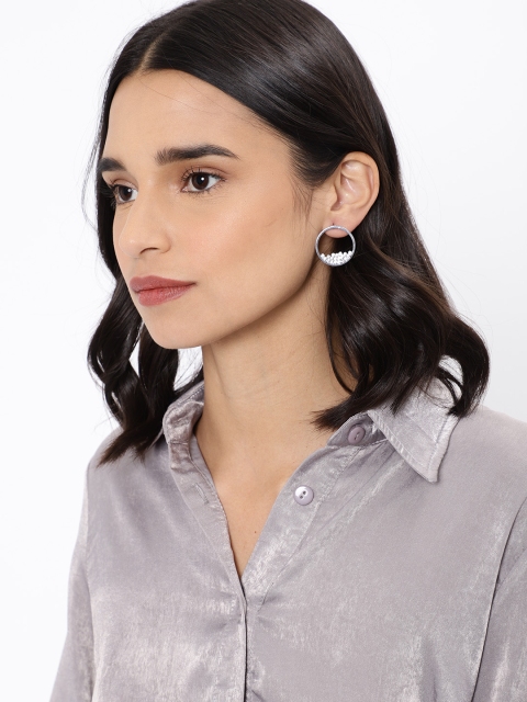 

Ayesha Women Silver-Toned Contemporary Studs