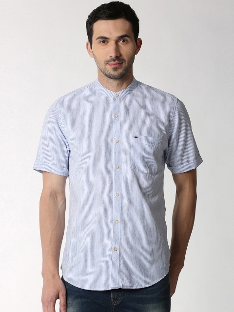 

Peter England Casuals Men Blue & White Slim Fit Striped Casual Shirt