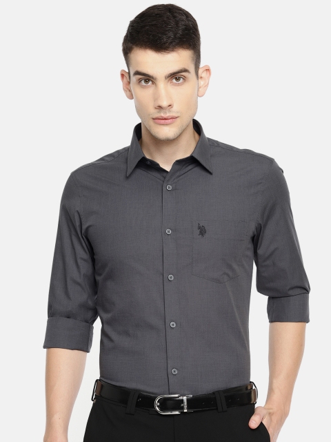 

U.S. Polo Assn. Tailored Men Charcoal Grey Tailored Fit Solid Formal Shirt