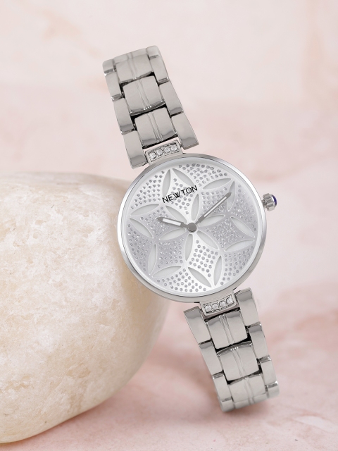 

Newton Women Silver-Toned Analogue Watch WPS020