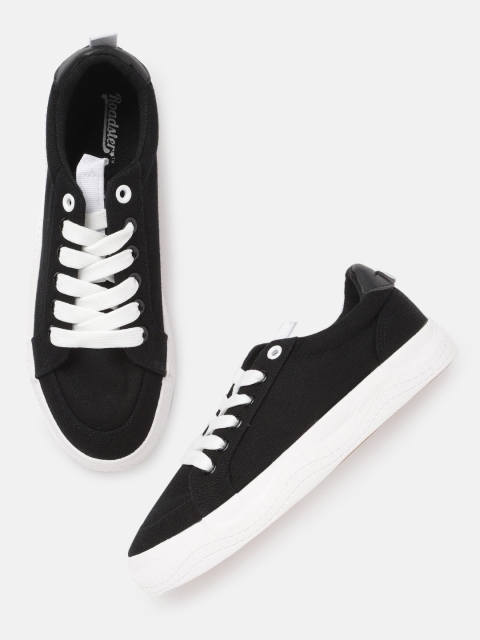 

Roadster Women Black Sneakers
