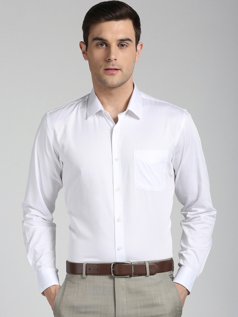 

Peter England Men White Regular Fit Solid Formal Shirt