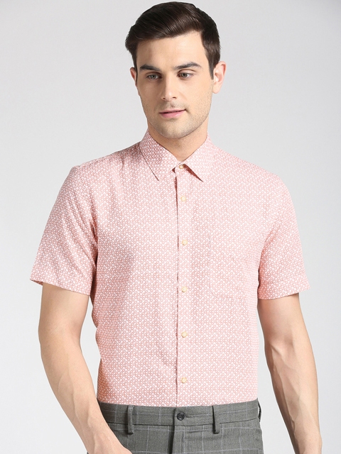 

Peter England Men Pink & Off-White Slim Fit Printed Casual Shirt